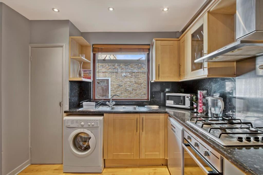 Lovely 3-Bed Clapham Common Λονδίνο Εξωτερικό φωτογραφία