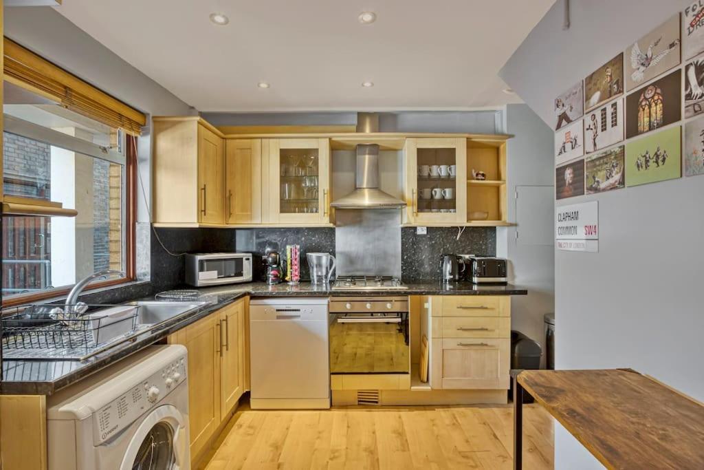 Lovely 3-Bed Clapham Common Λονδίνο Εξωτερικό φωτογραφία